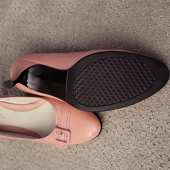 Pink Aerosole heels - Picture 4 of 5
